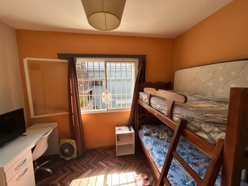 VENTA A pasos de Colegio British/235m2/2 Dorm/cochera/jardin/Carrasco Norte