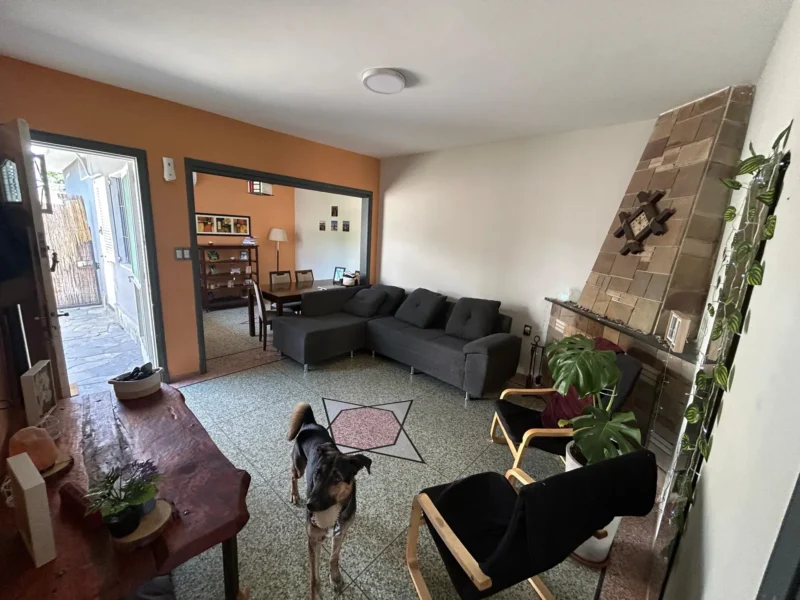 VENTA A pasos de Colegio British/235m2/2 Dorm/cochera/jardin/Carrasco Norte