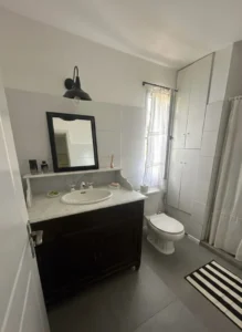 VENTA Exclusiva Casa en Colinas De Carrasco/4 Cocheras/3 Dorm/2 Baños/Deck con Parrillero