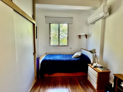 VENTA Gran Apto Renovado/2 Dorm/Balcon/a pasos de Bvr España, Cordon