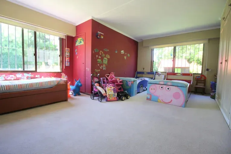 VENTA Exclusiva Residencia,1087m2/3 Suites/Barbacoa/Piscina/Carrasco Sur