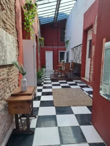 ALQUILER Ideal Residencia Estudiantil/Amoblado/300m2/11 Camas/Terraza con Parrillero/Barrio Sur