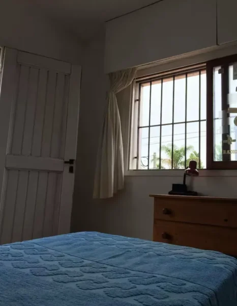 ALQUILER Gran Casa en Carrasco Sur/Uso comercial o Familia/4 Dorm/3 Baños/Cochera