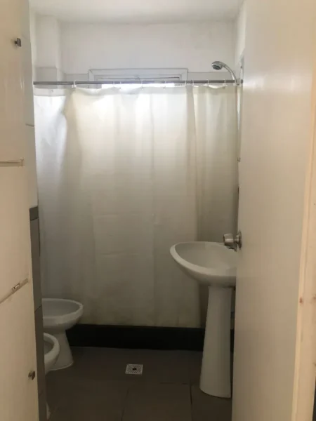 ALQUILER Gran Casa en Carrasco Sur/Uso comercial o Familia/4 Dorm/3 Baños/Cochera