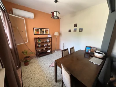 VENTA A pasos de Colegio British/235m2/2 Dorm/cochera/jardin/Carrasco Norte