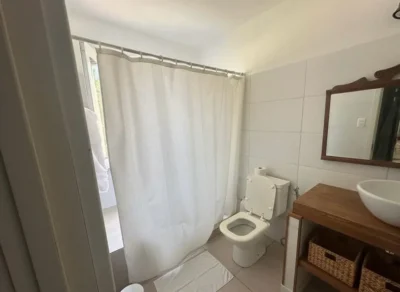VENTA Exclusiva Casa en Colinas De Carrasco/4 Cocheras/3 Dorm/2 Baños/Deck con Parrillero