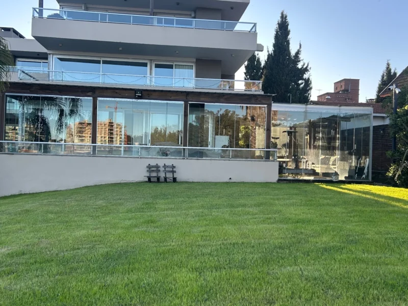 ALQUILER Exclusivo con Vista Al Lago/Amoblado/180m2/3 Dorm/3 Baños/2 Ggge