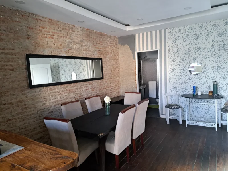 ALQUILER Ideal Residencia Estudiantil/Amoblado/300m2/11 Camas/Terraza con Parrillero/Barrio Sur