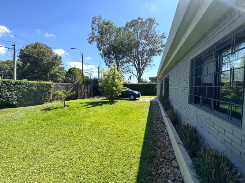 VENTA Exclusiva Casa Remodelada/4 Dorm/3 Baños/piscina/ggex2/Lagomar Sur