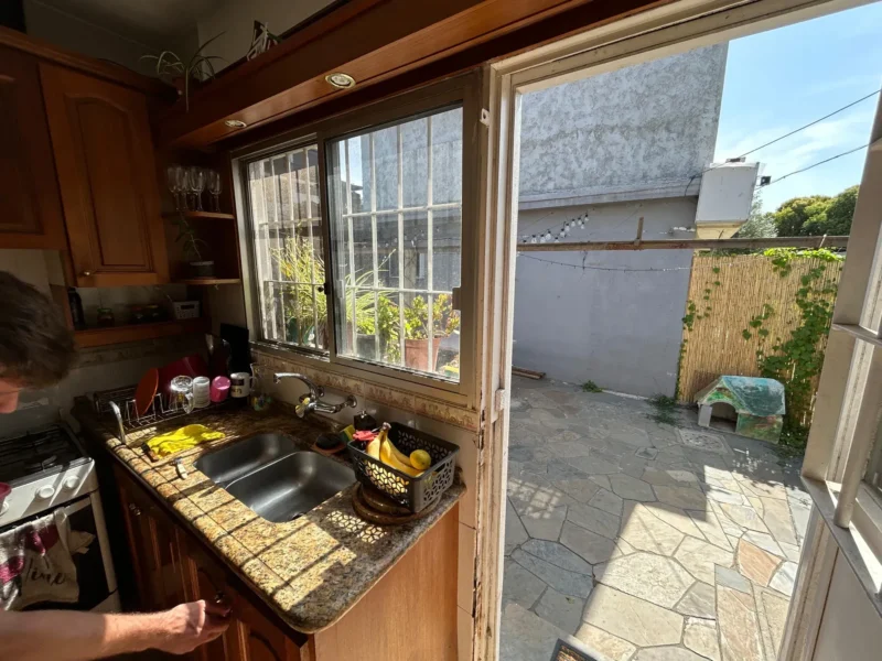 VENTA A pasos de Colegio British/235m2/2 Dorm/cochera/jardin/Carrasco Norte