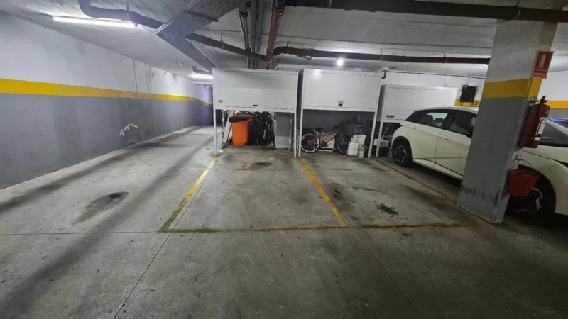 Apartamento en Venta en Malvin con Balcón/ A pasos de la Rambla