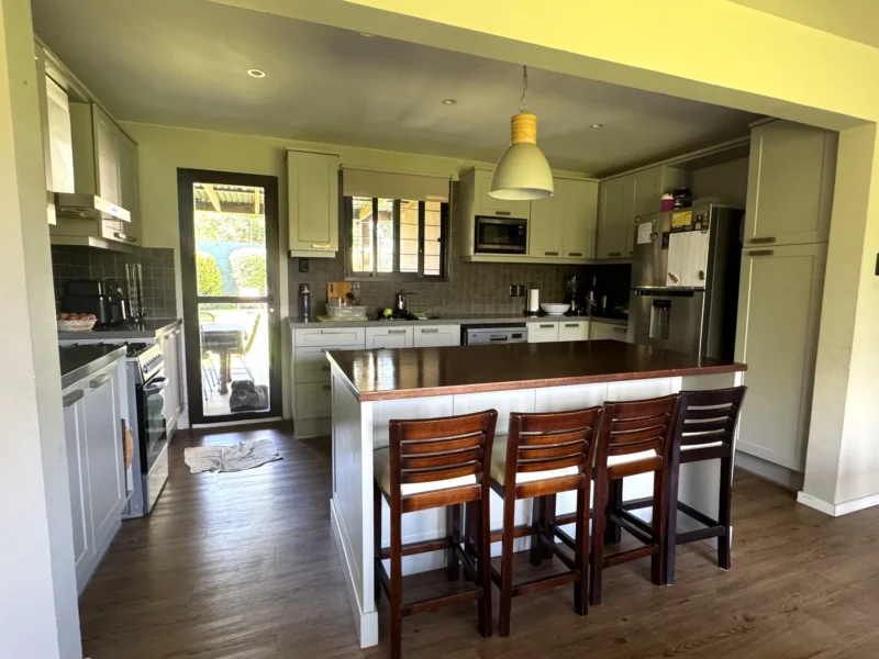 VENTA Exclusiva Casa Remodelada/4 Dorm/3 Baños/piscina/ggex2/Lagomar Sur