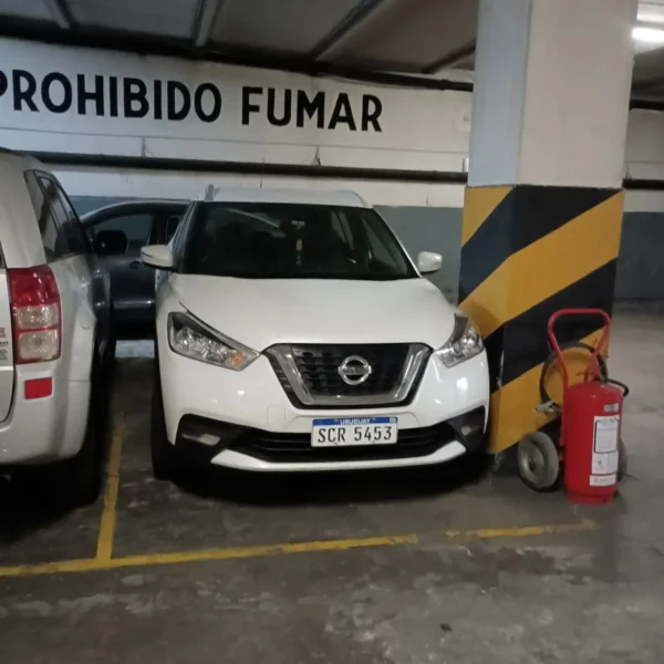 EN VENTA 177m2/4 Dorm/3 Baños/cochera/calefaccion/Av 18 de Julio/Cordon