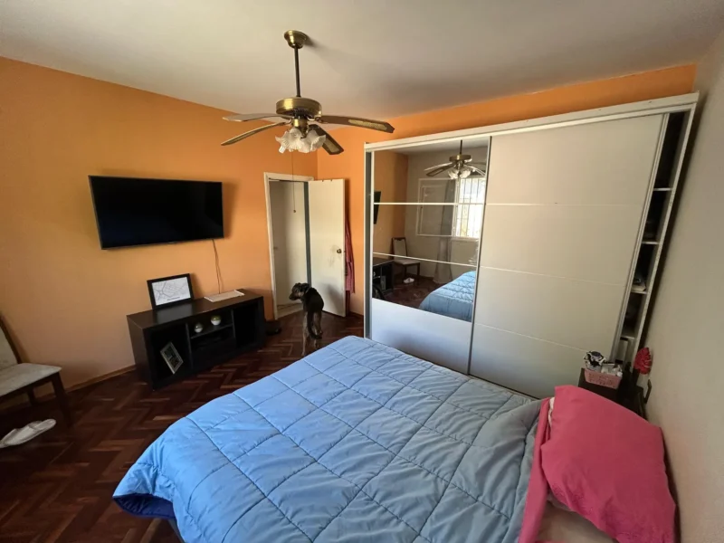 VENTA A pasos de Colegio British/235m2/2 Dorm/cochera/jardin/Carrasco Norte