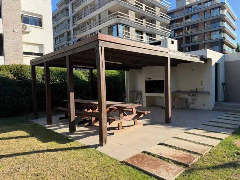 Exclusivo Apartamento Frente a la Rambla en Barra de Carrasco