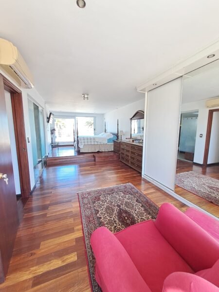 VENTA Residencia de Lujo Frente al Mar en Carrasco Sur/1600 M2/Piscina Infinita