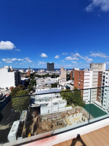 VENTA Penthouse/terraza De 72m2/Cochera Doble/Punta Carretas