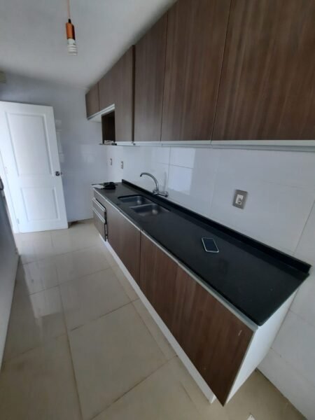 VENTA Con Renta/Apta Banco/2d/2b/74m/Terraza/Doble Balcon/a pasos del Águila