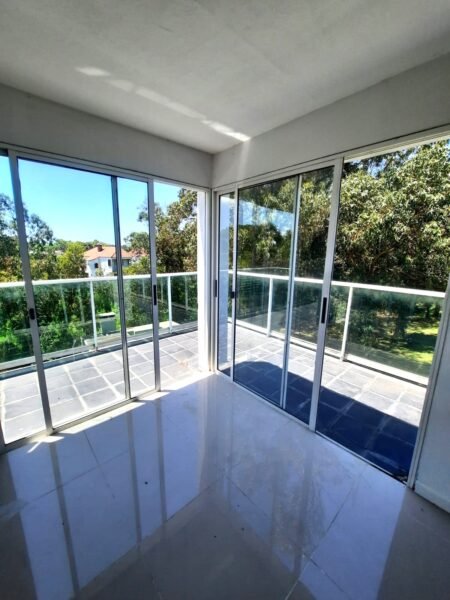 VENTA Con Renta/Apta Banco/2d/2b/74m/Terraza/Doble Balcon/a pasos del Águila