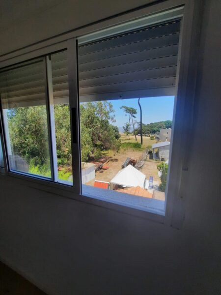 VENTA Con Renta/Apta Banco/2d/2b/74m/Terraza/Doble Balcon/a pasos del Águila