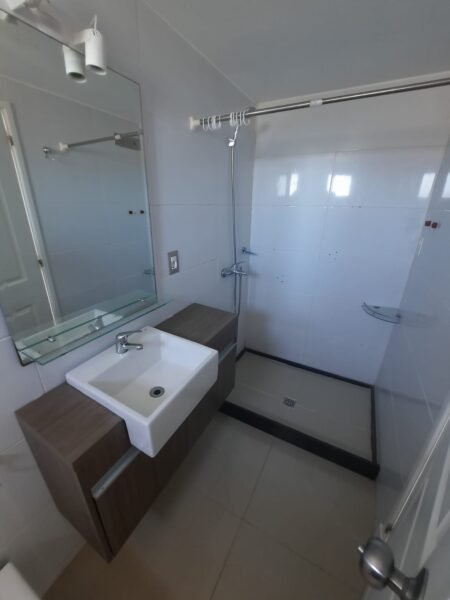 VENTA Con Renta/Apta Banco/2d/2b/74m/Terraza/Doble Balcon/a pasos del Águila