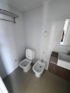 VENTA Con Renta/Apta Banco/2d/2b/74m/Terraza/Doble Balcon/a pasos del Águila