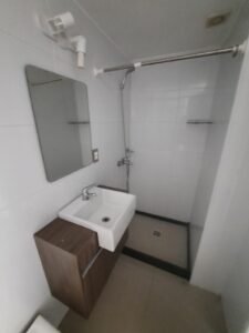 VENTA Con Renta/Apta Banco/2d/2b/74m/Terraza/Doble Balcon/a pasos del Águila