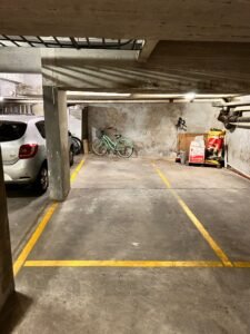 VENTA Acepta Banco/2 Dorm+Esc/2 Baños/Gge/Doble Patio/110m2/Bvr España y Luis de la Torre