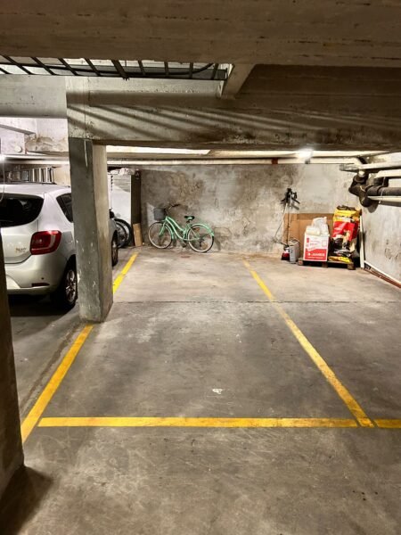 VENTA Acepta Banco/2 Dorm+Esc/2 Baños/Gge/Doble Patio/110m2/Bvr España y Luis de la Torre