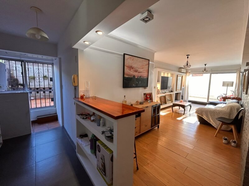 VENTA Acepta Banco/2 Dorm+Esc/2 Baños/Gge/Doble Patio/110m2/Bvr España y Luis de la Torre