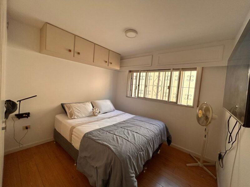 VENTA Acepta Banco/2 Dorm+Esc/2 Baños/Gge/Doble Patio/110m2/Bvr España y Luis de la Torre