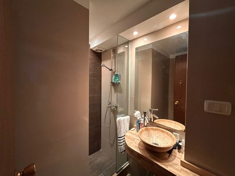 VENTA Acepta Banco/2 Dorm+Esc/2 Baños/Gge/Doble Patio/110m2/Bvr España y Luis de la Torre