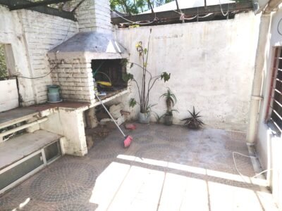 Duplex/80m2/2 Dorm+esc/entrepiso/patio/parrillero/La Comercial