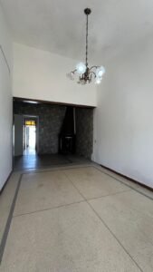 Se vende casa en Carrasco sobre Máximo Tajes, 362m2, 3 dormitorios, barbacoa, garage, a pasos de Colegio British