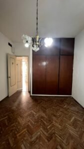 Se vende casa en Carrasco sobre Máximo Tajes, 362m2, 3 dormitorios, barbacoa, garage, a pasos de Colegio British