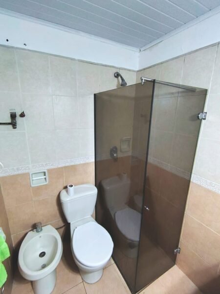 Duplex/80m2/2 Dorm+esc/entrepiso/patio/parrillero/La Comercial