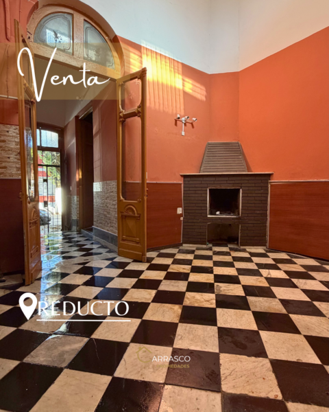 CASA EN VENTA EN BARRIO REDUCTO – AMPLITUD Y POTENCIAL