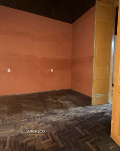CASA EN VENTA EN BARRIO REDUCTO – AMPLITUD Y POTENCIAL