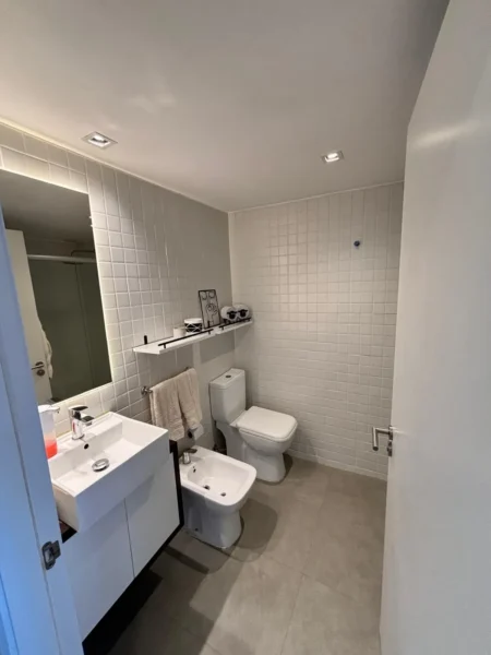 Gran Apto de 1 dorm/ balcon/cochera/54m2/amenities/ Malvin Sur