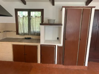 Casa en Alquiler FAMILIA O EMPRESA/Zona de Colegios/Fondo/Barbacoa/Apto Indepte.