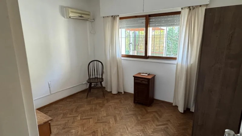 IDEAL EMPRESA O FAMILIA/400m2/4 dorm/3 baños/cochera/Carrasco Sur