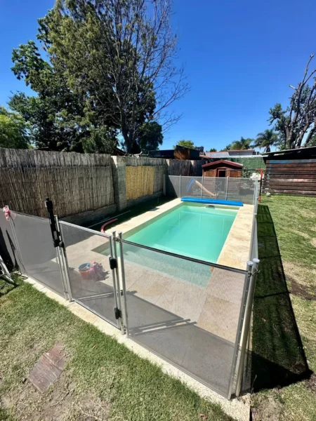 Gran Casa en Venta! 3 dorm/2 baños/2 cocheras/350m2/Piscina/deck/Parque Carrasco