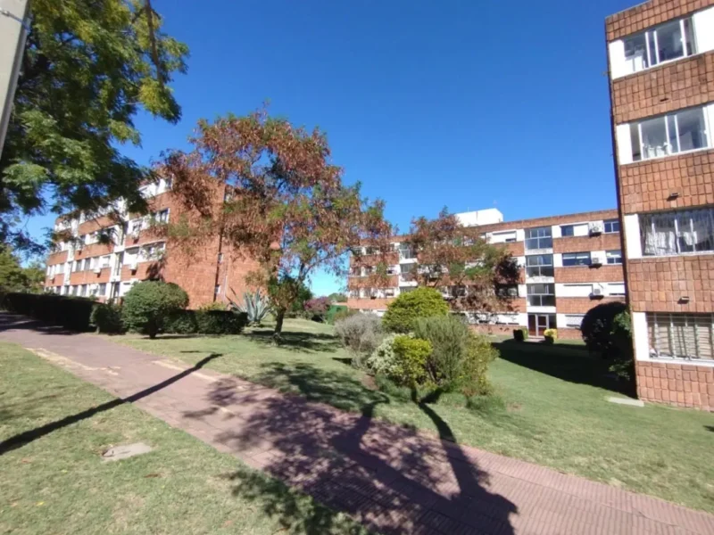 Oportunidad! piso 3 por escalera/Complejo Cerrado/ Grito de Gloria , Punta Gorda