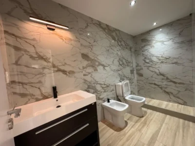 Gran Casa en Cumbres de Carrasco/1000m2/3 dorm/2 baños/Cocherax2/Piscina