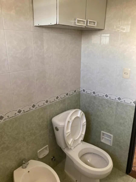 Apto en Venta, sobre Alejandro Gallinal en la zona de Malvin Norte.