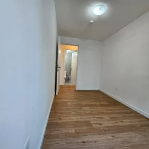 A Estrenar/2 Dormitorios Con Garaje/cordon