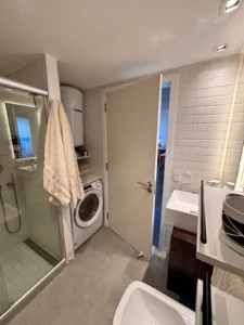 Gran Apto de 1 dorm/ balcon/cochera/54m2/amenities/ Malvin Sur