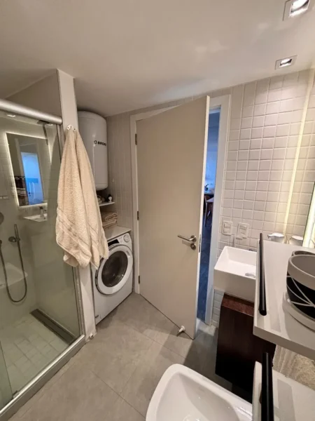 Gran Apto de 1 dorm/ balcon/cochera/54m2/amenities/ Malvin Sur