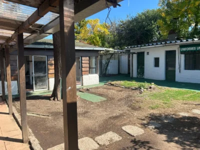 Casa en Alquiler FAMILIA O EMPRESA/Zona de Colegios/Fondo/Barbacoa/Apto Indepte.