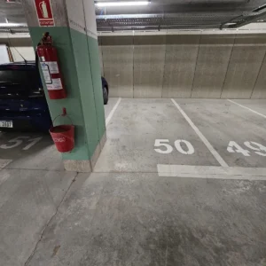 A Estrenar/2 Dormitorios Con Garaje/cordon